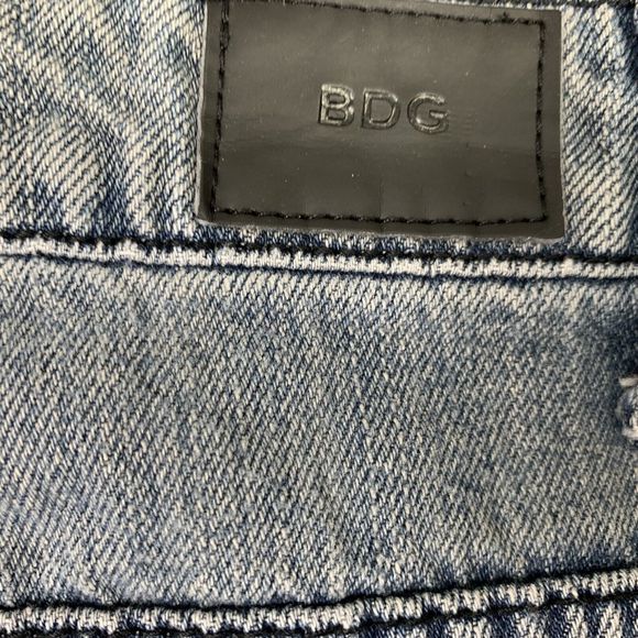 BDG Super High Rise Foxy Button Fly Cuffed Shorts Women 26 Blue Denim 5 Pocket - Picture 6 of 11